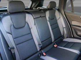 Обява за продажба на Volvo V60 Cross Country B5 AWD = Plus = Panorama Гаранция ~95 004 лв. - изображение 8
