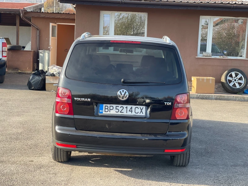 VW Touran 1.9TDi 105к.с., снимка 6 - Автомобили и джипове - 47796024