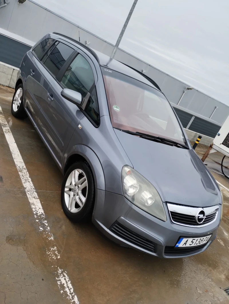 Opel Zafira, снимка 1 - Автомобили и джипове - 48044687