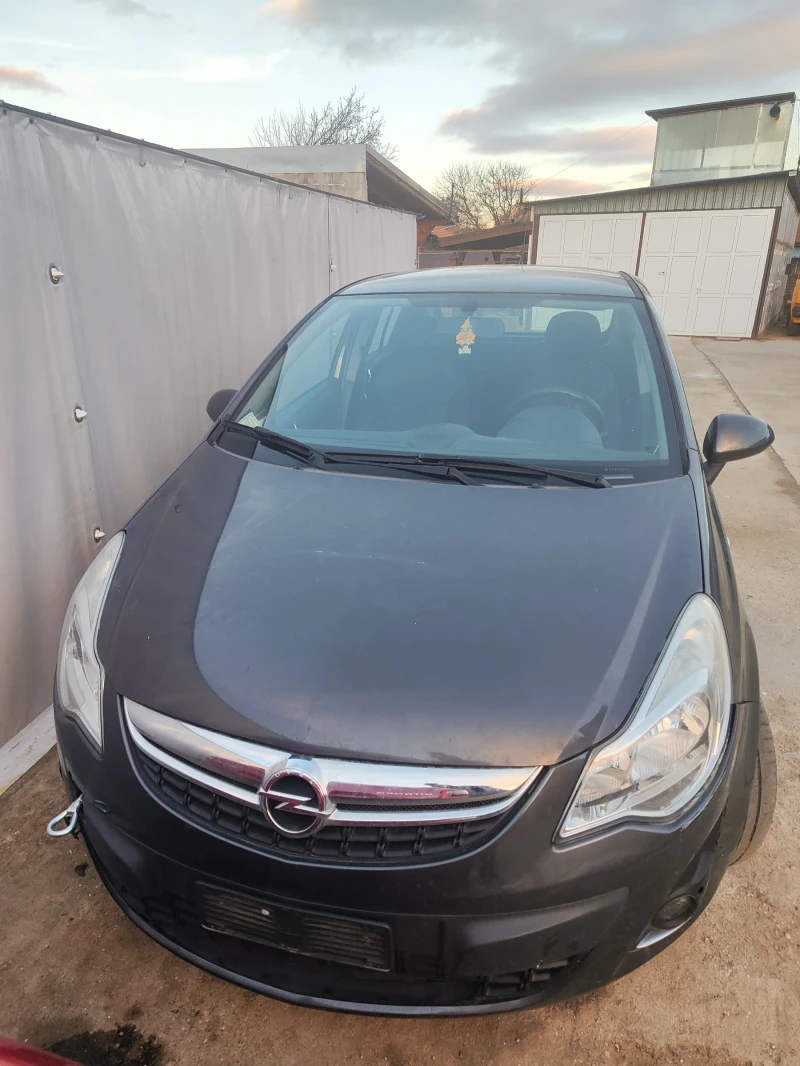 Opel Corsa 1.2 бензин, снимка 1 - Автомобили и джипове - 48384238