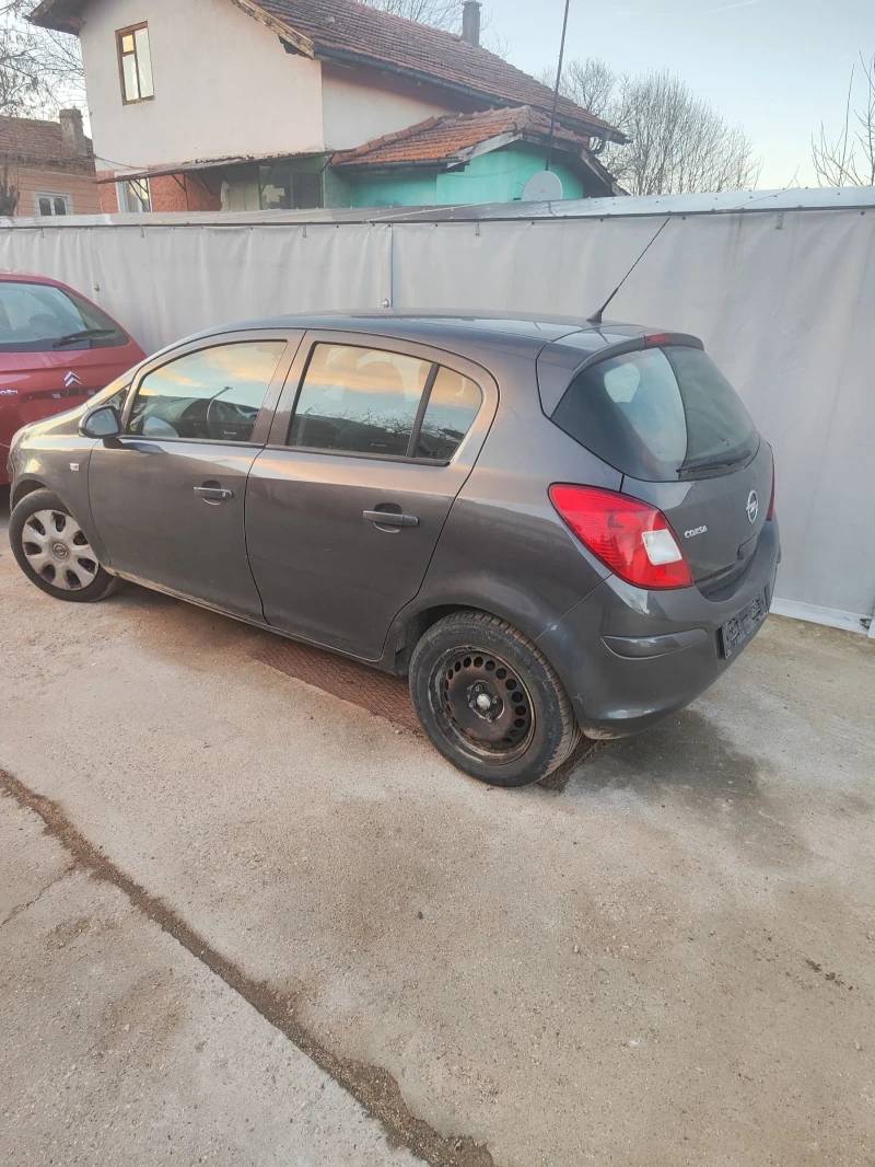 Opel Corsa 1.2 бензин, снимка 3 - Автомобили и джипове - 48384238