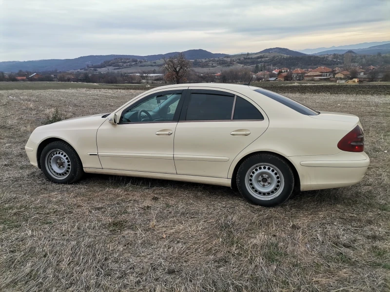 Mercedes-Benz E 200 E200CDI, снимка 1 - Автомобили и джипове - 49092322