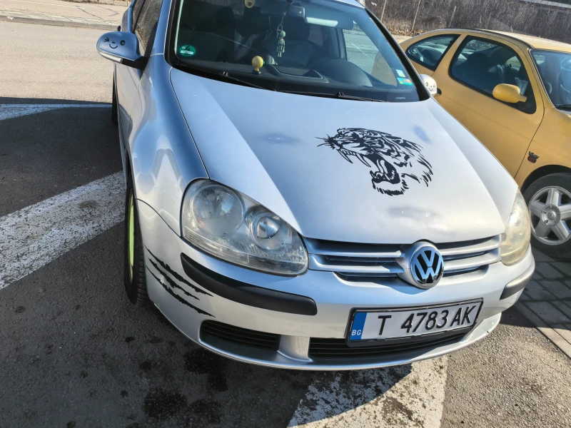 VW Golf, снимка 1 - Автомобили и джипове - 48914785