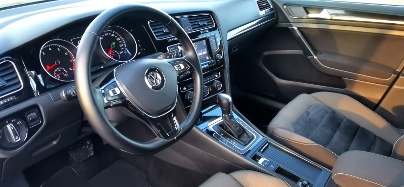 VW Golf 1.4 TSI BLUEMOTION, снимка 6 - Автомобили и джипове - 49238786