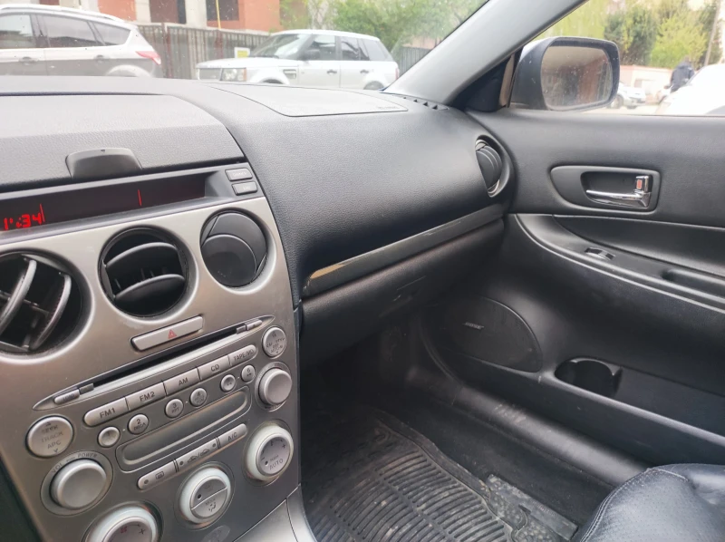 Mazda 6 Xenon/Bose/КОЖА/Бензин/Газ Romano, снимка 8 - Автомобили и джипове - 52704352