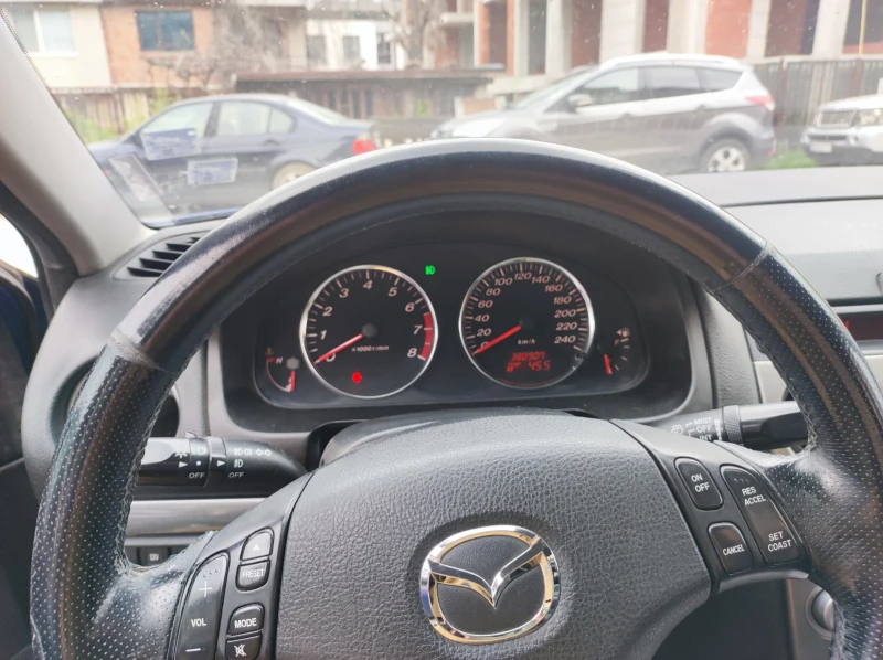 Mazda 6 Xenon/Bose/КОЖА/Бензин/Газ Romano, снимка 5 - Автомобили и джипове - 52704352