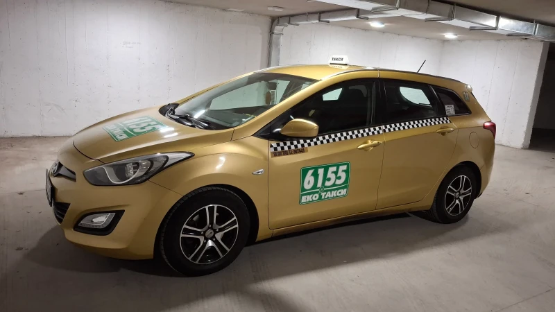 Hyundai I30  Газ/Бензин, снимка 5 - Автомобили и джипове - 52357140