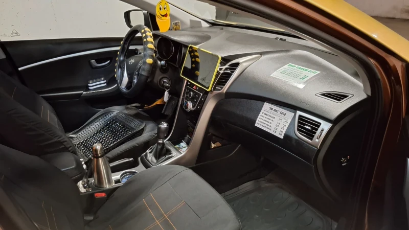 Hyundai I30  Газ/Бензин, снимка 15 - Автомобили и джипове - 52357140