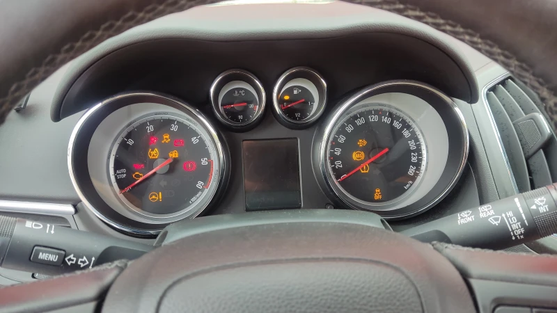 Opel Zafira Tourer, снимка 10 - Автомобили и джипове - 52186401