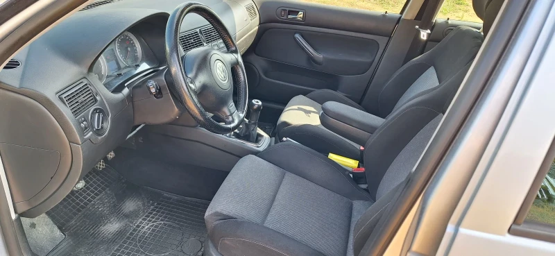 VW Golf, снимка 3 - Автомобили и джипове - 52447628