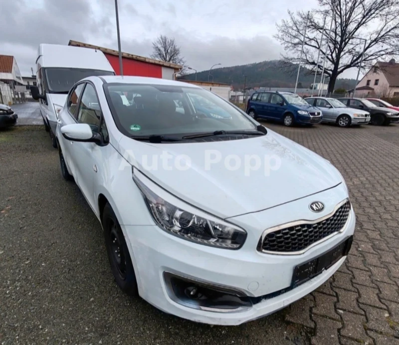 Kia Ceed 1.4 99к.с, снимка 2 - Автомобили и джипове - 53175369