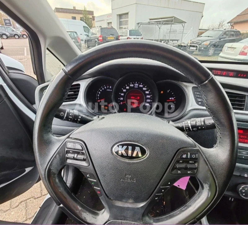 Kia Ceed 1.4 99к.с, снимка 12 - Автомобили и джипове - 53175369