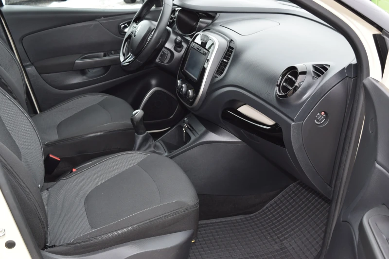 Renault Captur TCE Turbo 90kc* Euro5B* Keyless goo* Нави* Парктро, снимка 11 - Автомобили и джипове - 53342415