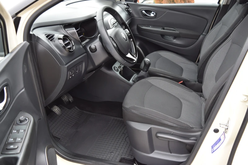 Renault Captur TCE Turbo 90kc* Euro5B* Keyless goo* Нави* Парктро, снимка 9 - Автомобили и джипове - 53342415
