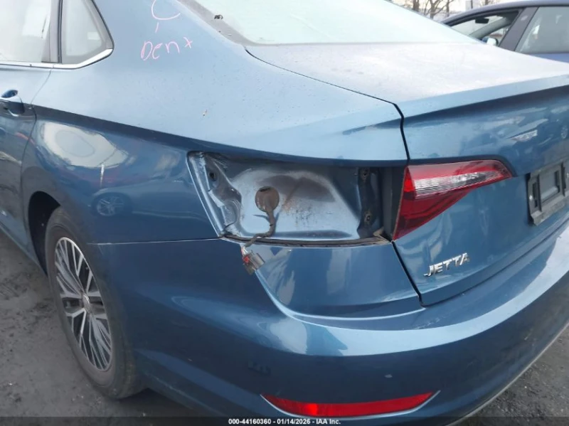 VW Jetta 1.4L I-4 DI, DOHC, VVT, TURBO, 147HP Front Wheel, снимка 11 - Автомобили и джипове - 53500816