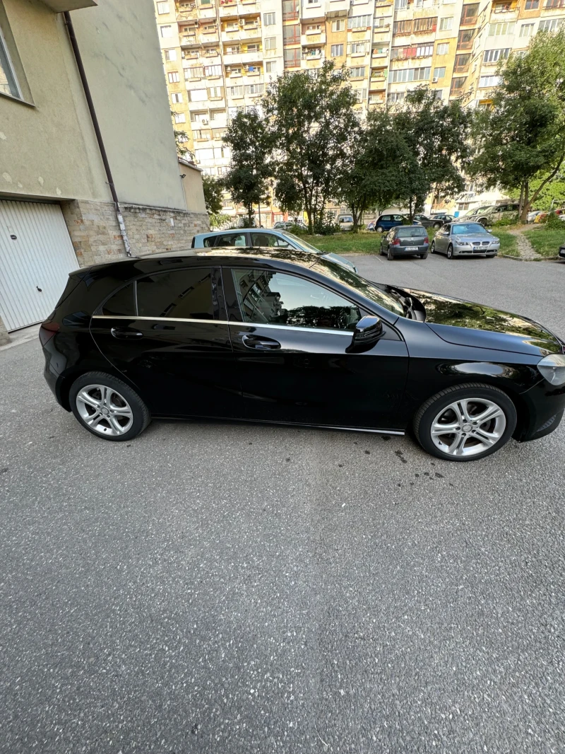 Mercedes-Benz A 180 Euro6, снимка 4 - Автомобили и джипове - 53556745