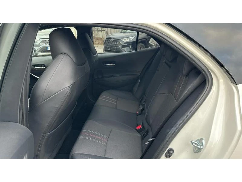 Toyota Corolla HB 1.8 HSD GR-SPORT, снимка 11 - Автомобили и джипове - 53100063