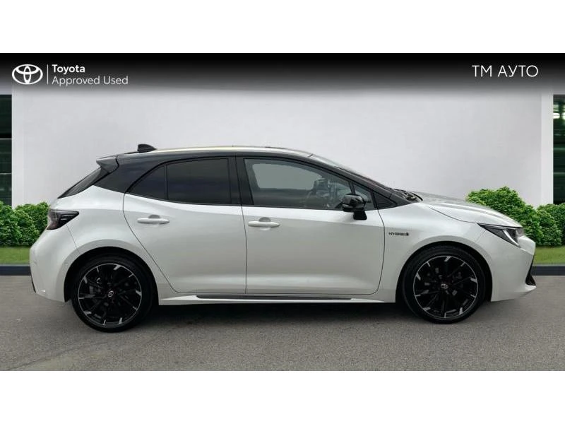 Toyota Corolla HB 1.8 HSD GR-SPORT, снимка 17 - Автомобили и джипове - 53100063