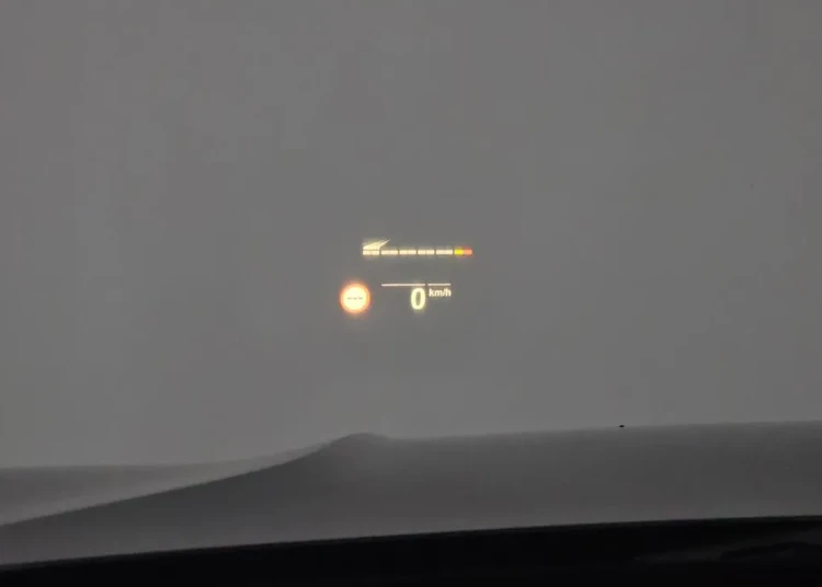 BMW 320 M-Package HeadUp* АвтоКредит* (ЦЕНА ДО БГ), снимка 11 - Автомобили и джипове - 53238959