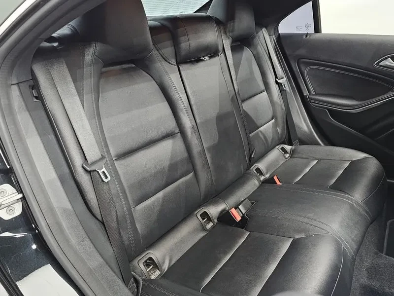 Mercedes-Benz CLA 200 CDI, снимка 12 - Автомобили и джипове - 55264714