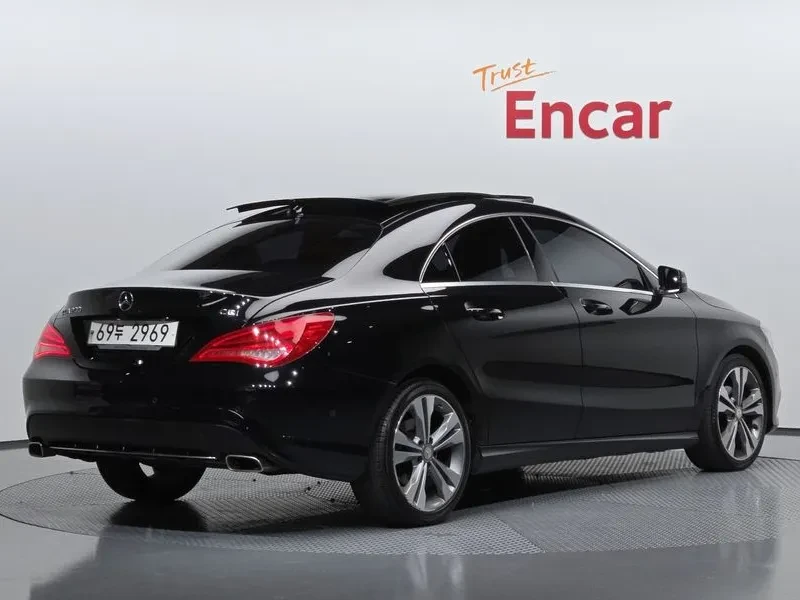 Mercedes-Benz CLA 200 CDI, снимка 2 - Автомобили и джипове - 55264714