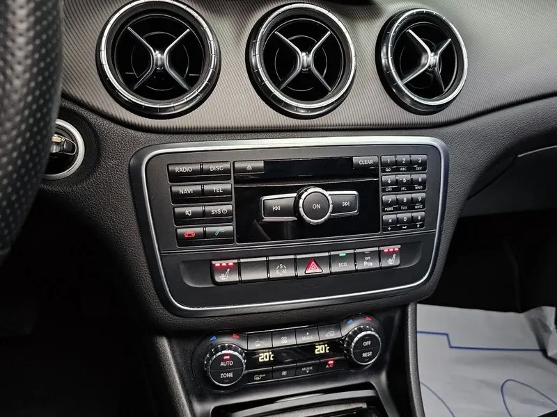 Mercedes-Benz CLA 200 CDI, снимка 17 - Автомобили и джипове - 55264714