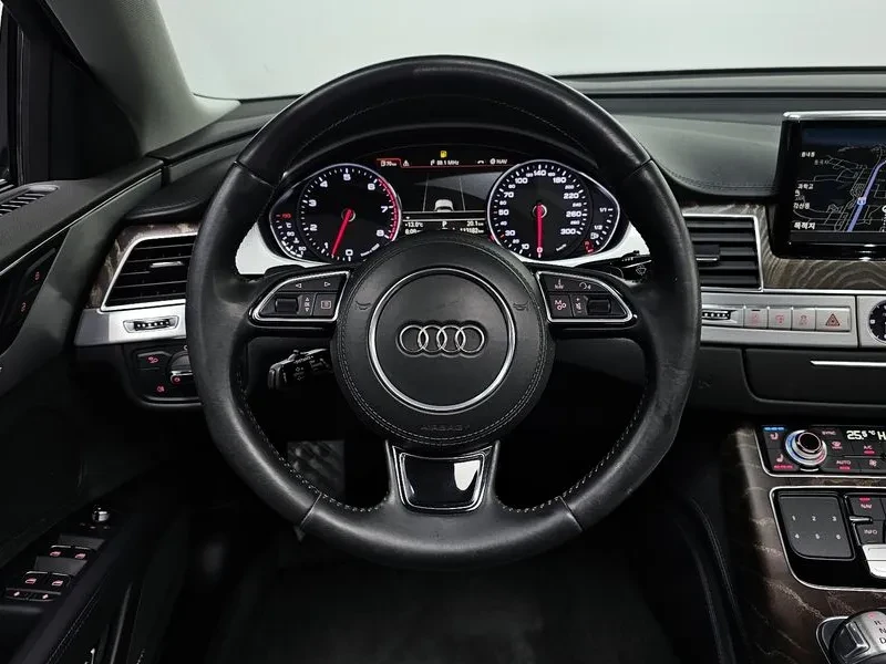 Audi A8  65 Tfsi Quattro Lwb D4, снимка 12 - Автомобили и джипове - 55817472