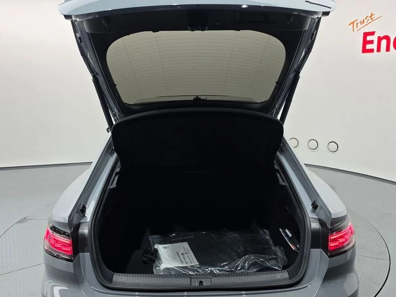 VW Arteon 2.0 TDI R-Line Automatic, снимка 16 - Автомобили и джипове - 56039964