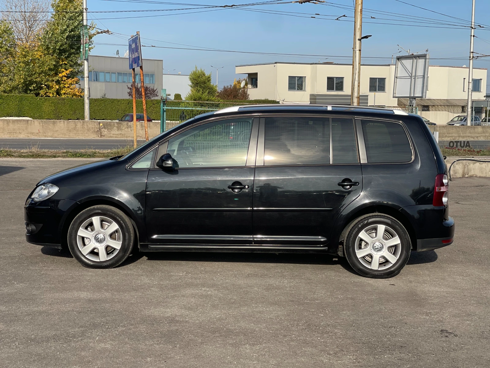 VW Touran 1.9TDi 105к.с. - изображение 3