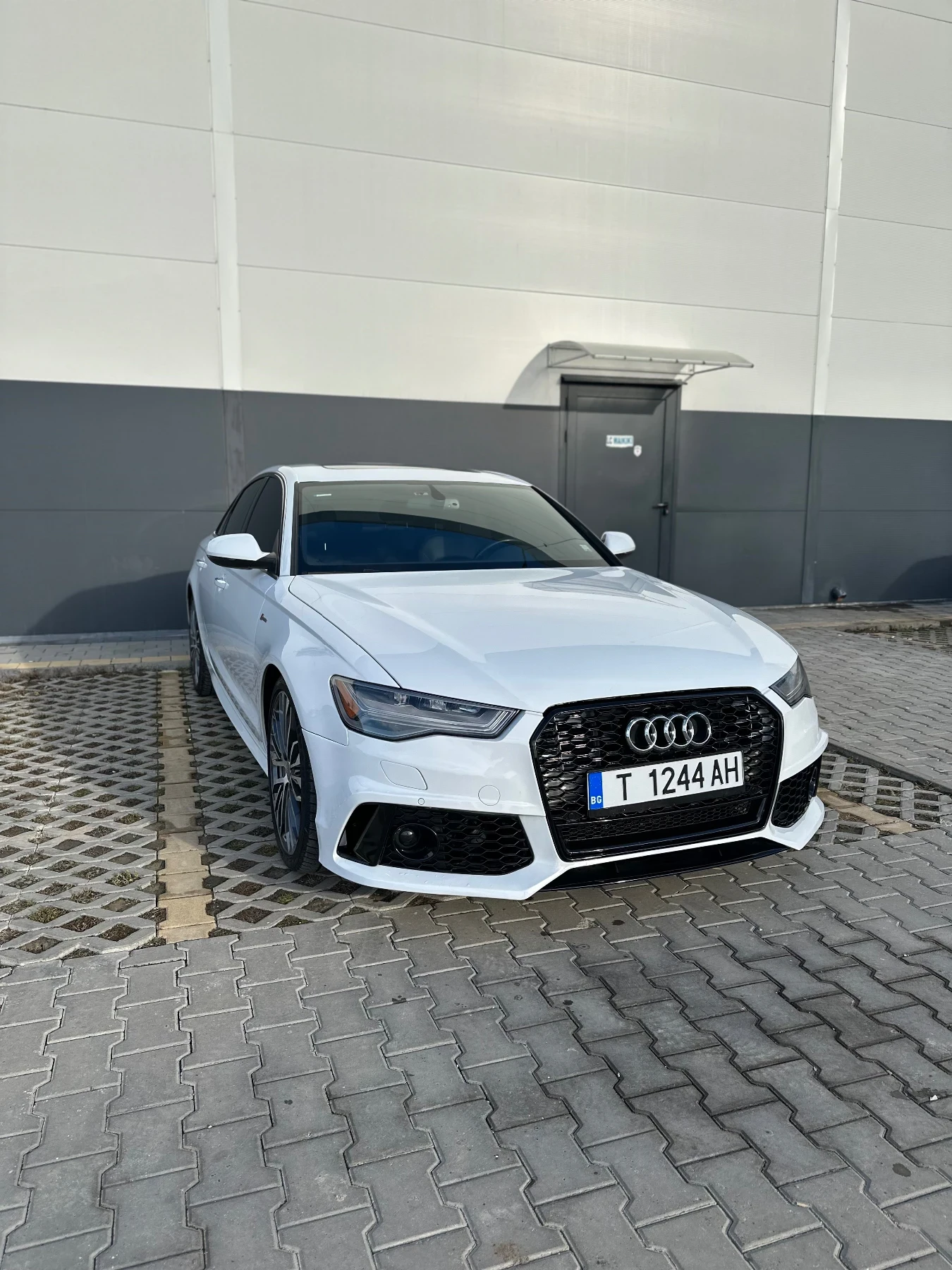 Audi A6 3.0T - изображение 2