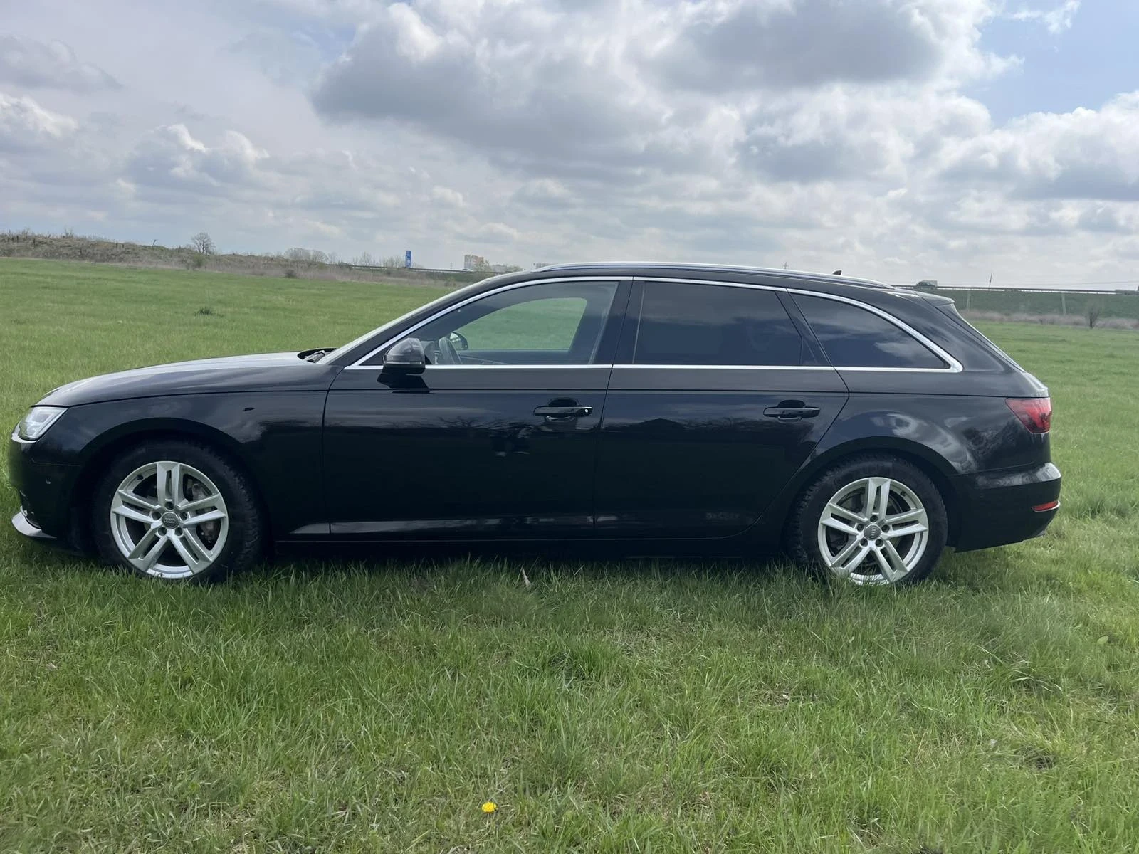 Audi A4  - изображение 2