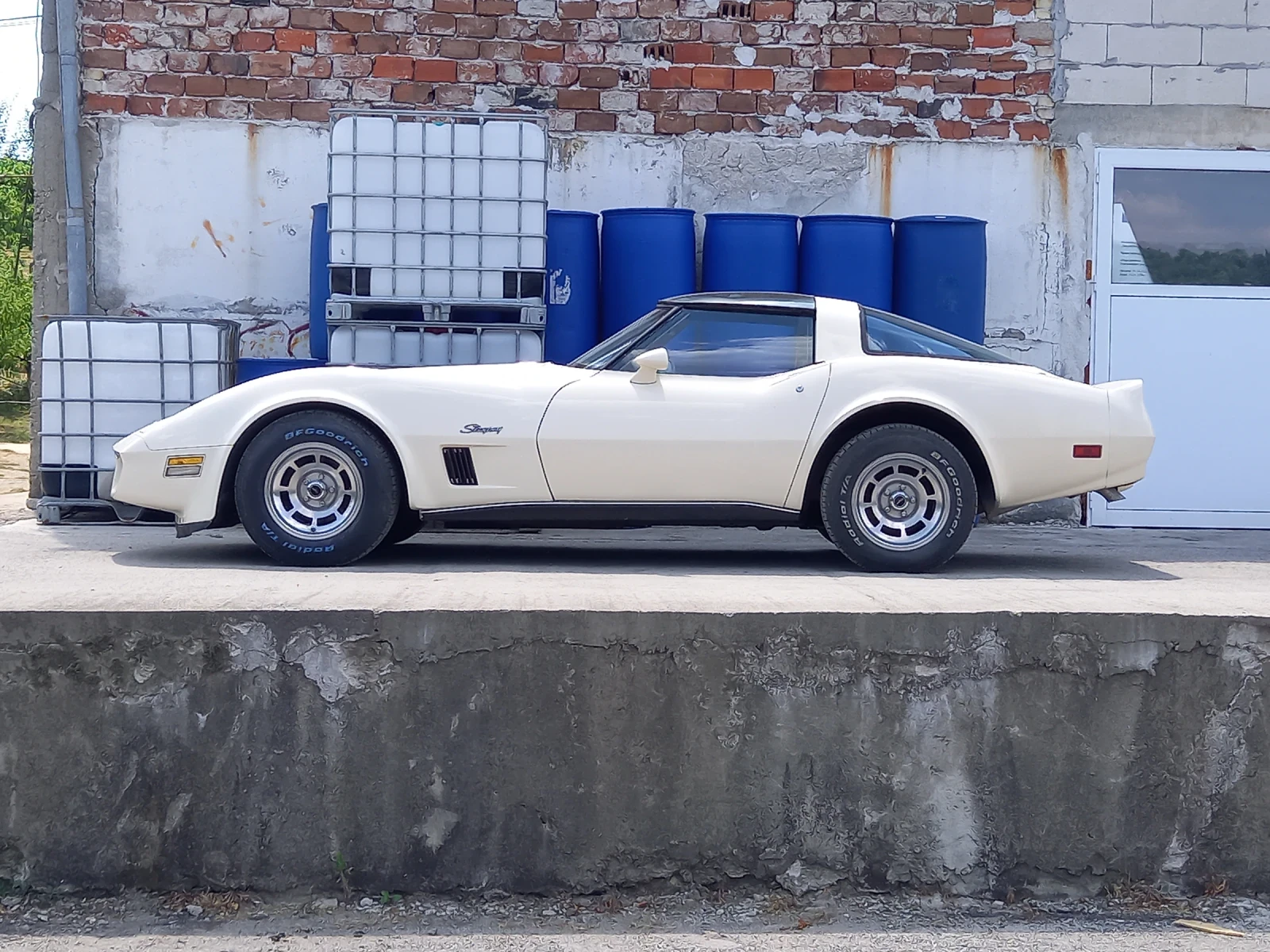 Chevrolet Corvette 5.7 C3 Targa - изображение 8