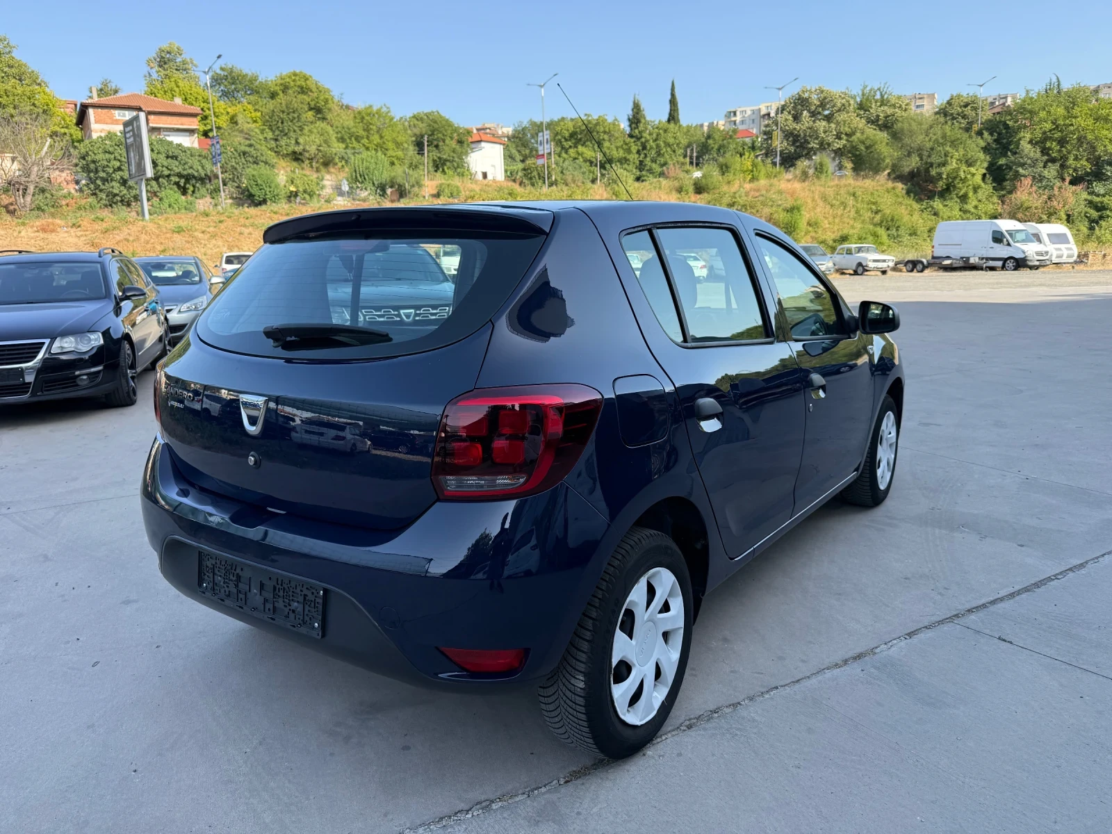 Dacia Sandero  - изображение 6