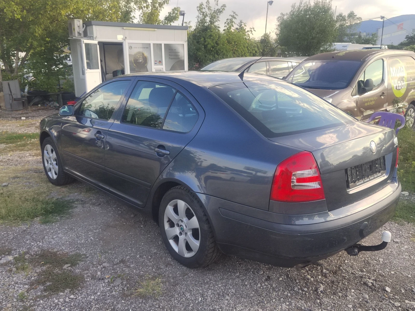 Skoda Octavia 1.6 BENZIN /GAZ  - изображение 7