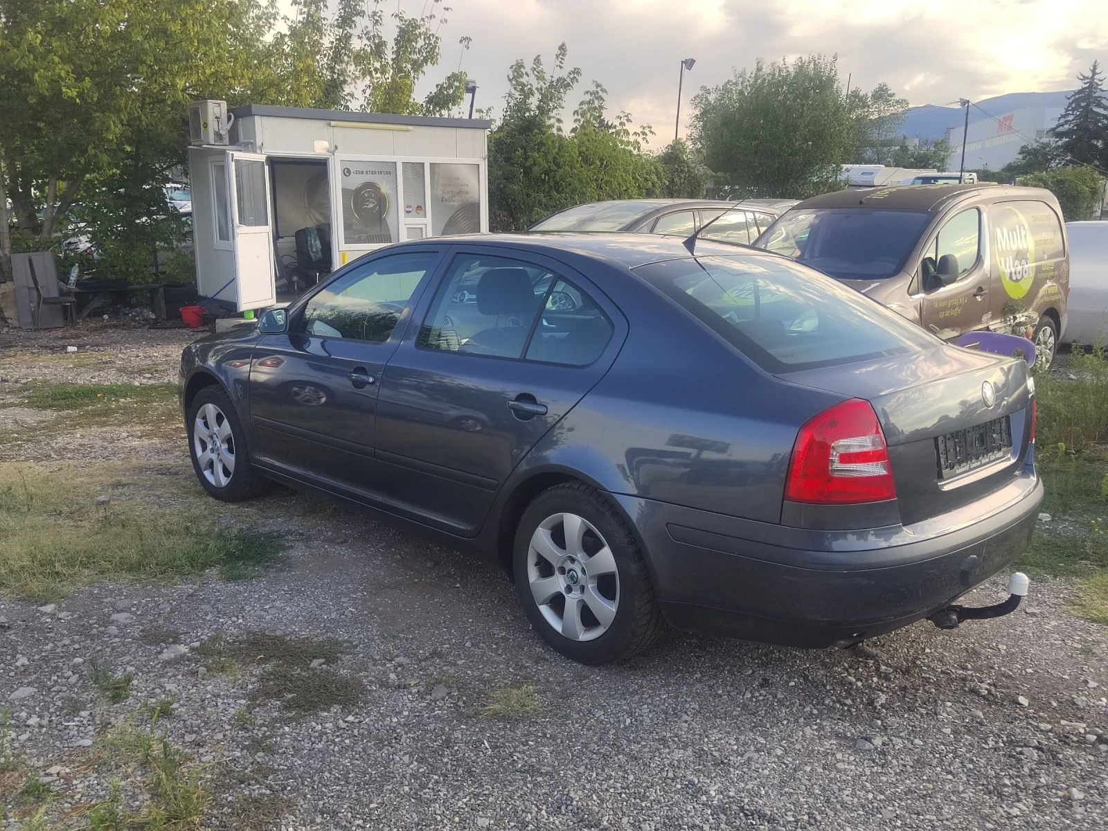 Skoda Octavia 1.6 BENZIN /GAZ  - изображение 4