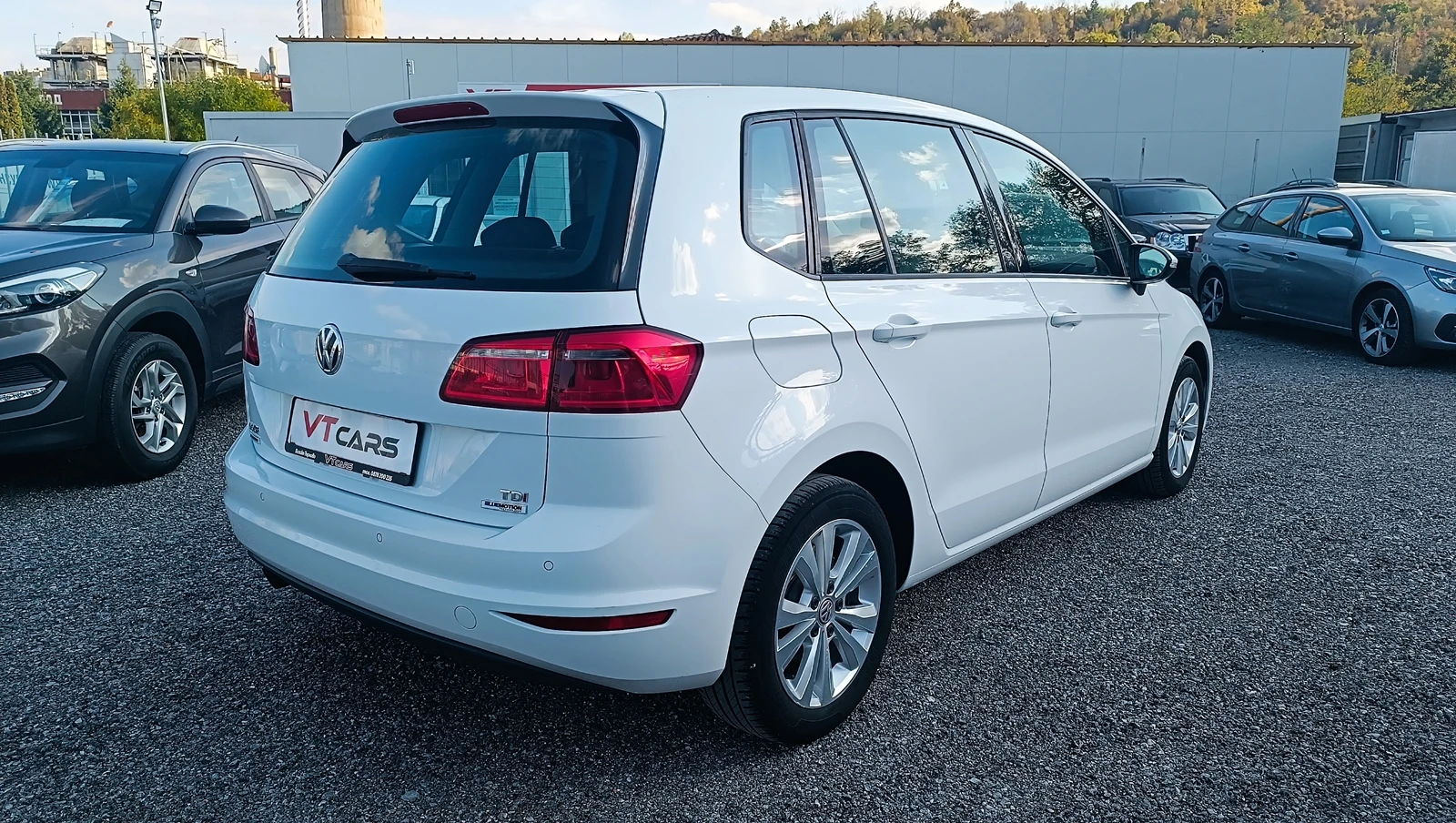 VW Sportsvan 1.6TDI  - изображение 5