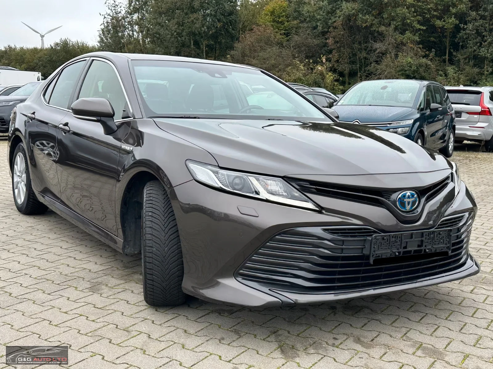 Toyota Camry 2.5HEV/LUXURY/208HP/ACC/CARPLAY/BSA/KLESS/LED/936f - изображение 4