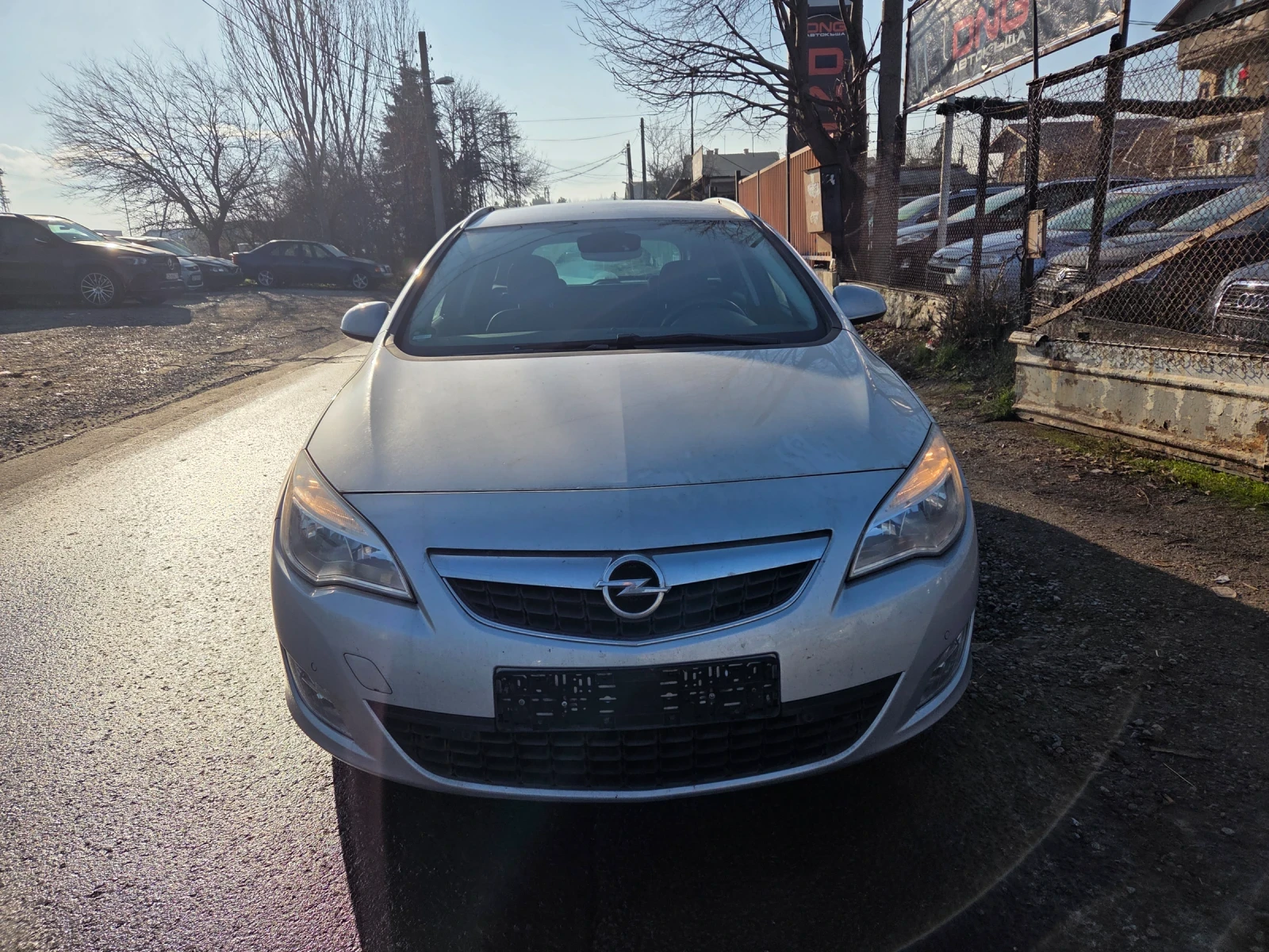 Opel Astra 1, 400 TURBO EURO5B  - изображение 2