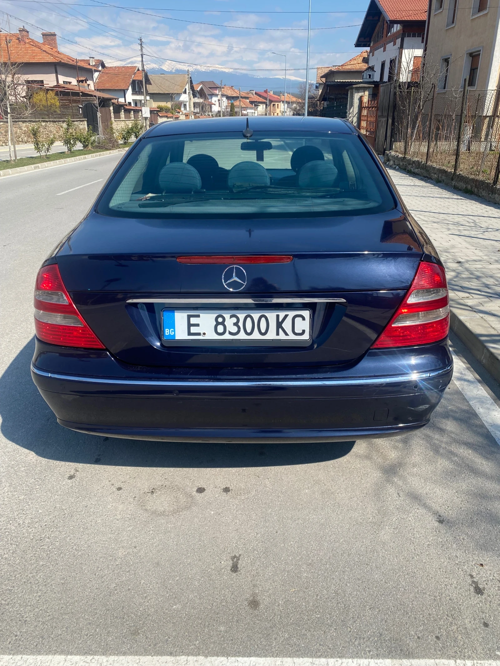 Mercedes-Benz E 320, снимка 4 - Автомобили и джипове - 53875818