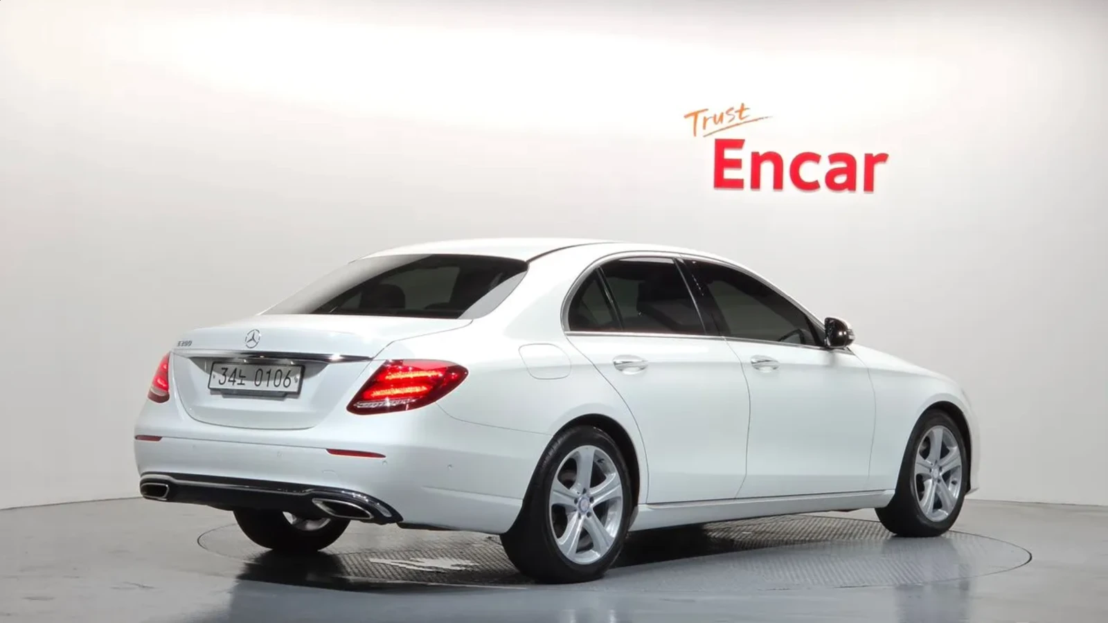 Mercedes-Benz E 200 AVANTGARDE | HEAD-UP | ������� | �������� | Mobile.bg � ����������� 3