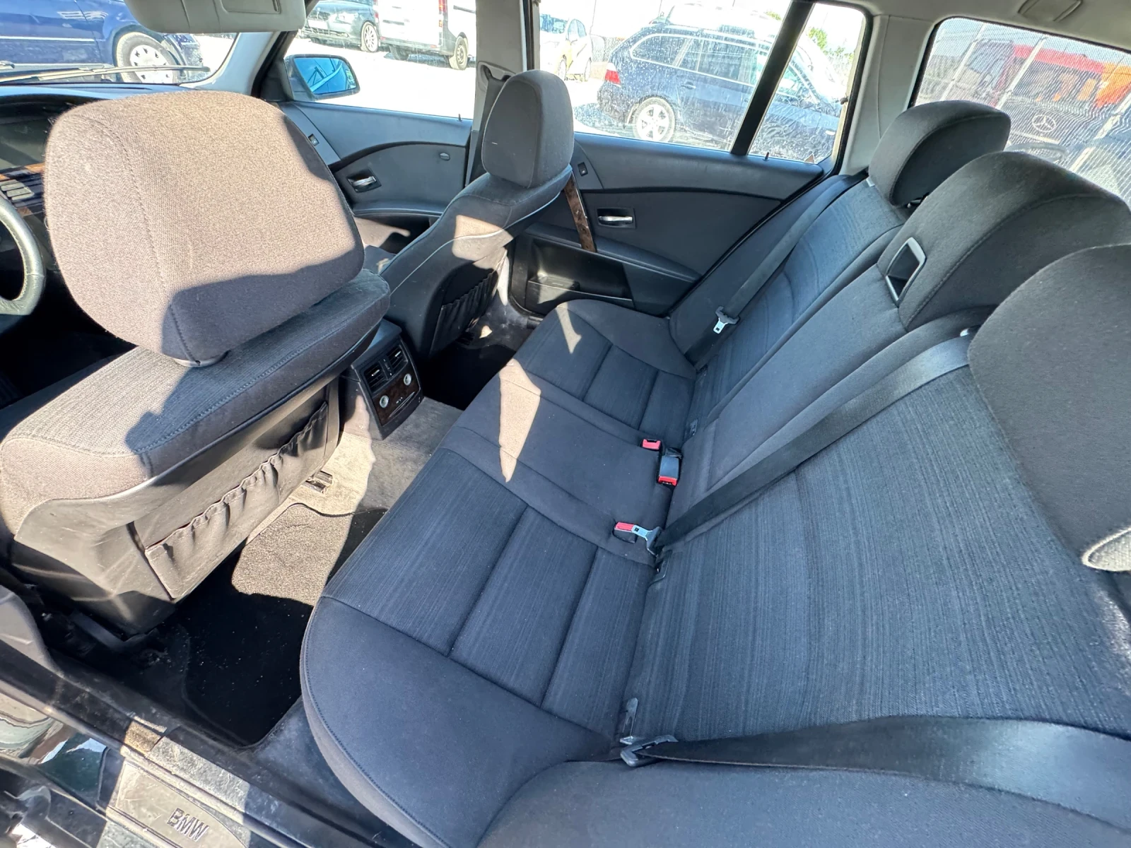 BMW 525 525D, снимка 10 - Автомобили и джипове - 54681211