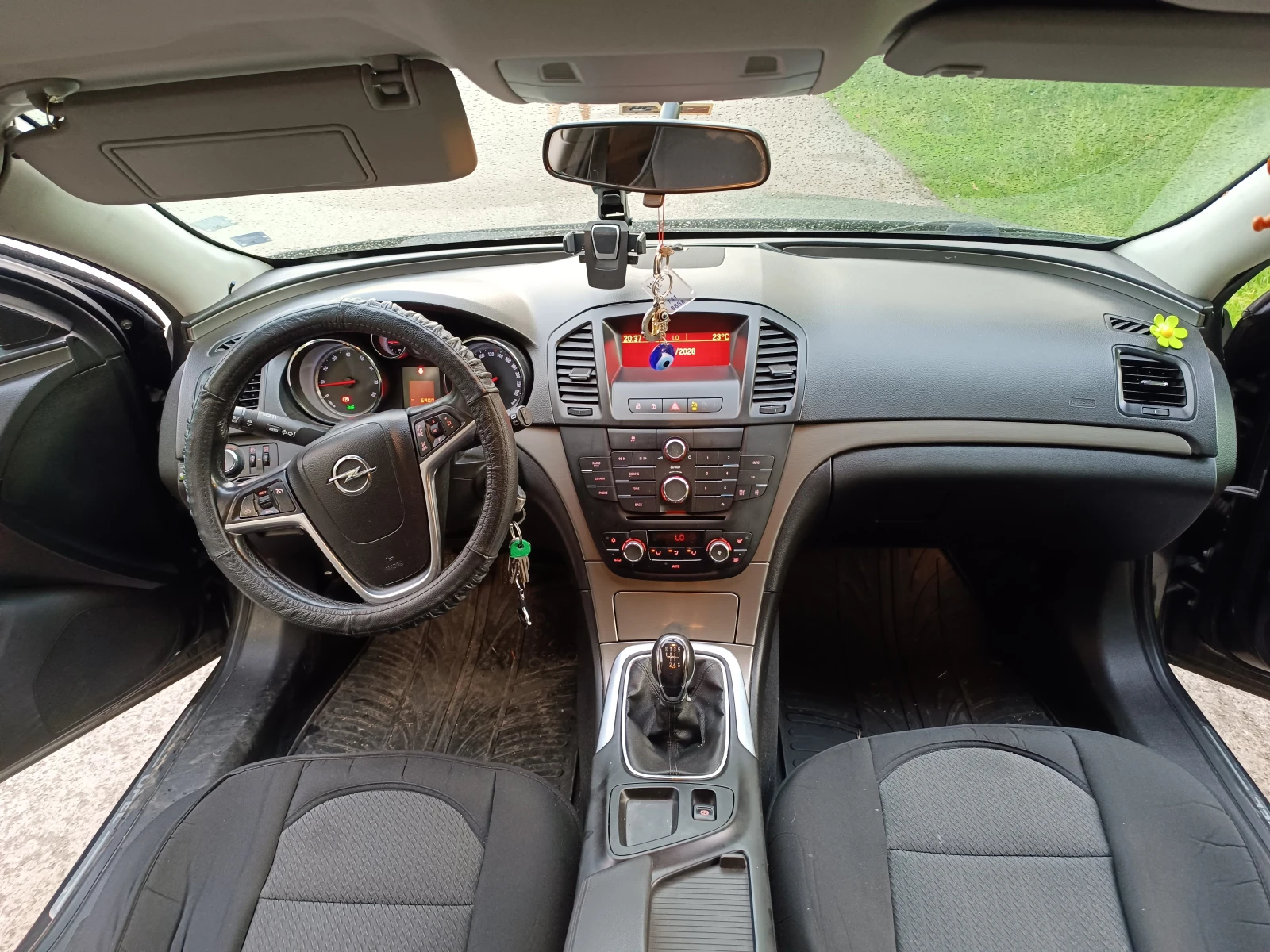 Opel Insignia, снимка 9 - Автомобили и джипове - 54807283