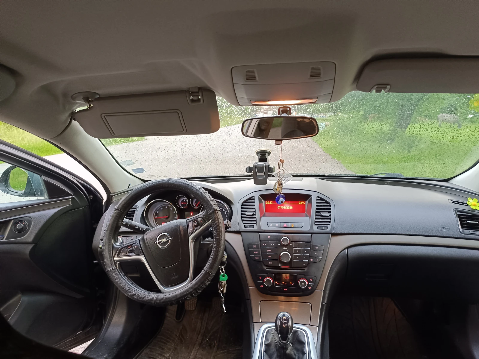Opel Insignia, снимка 10 - Автомобили и джипове - 54807283