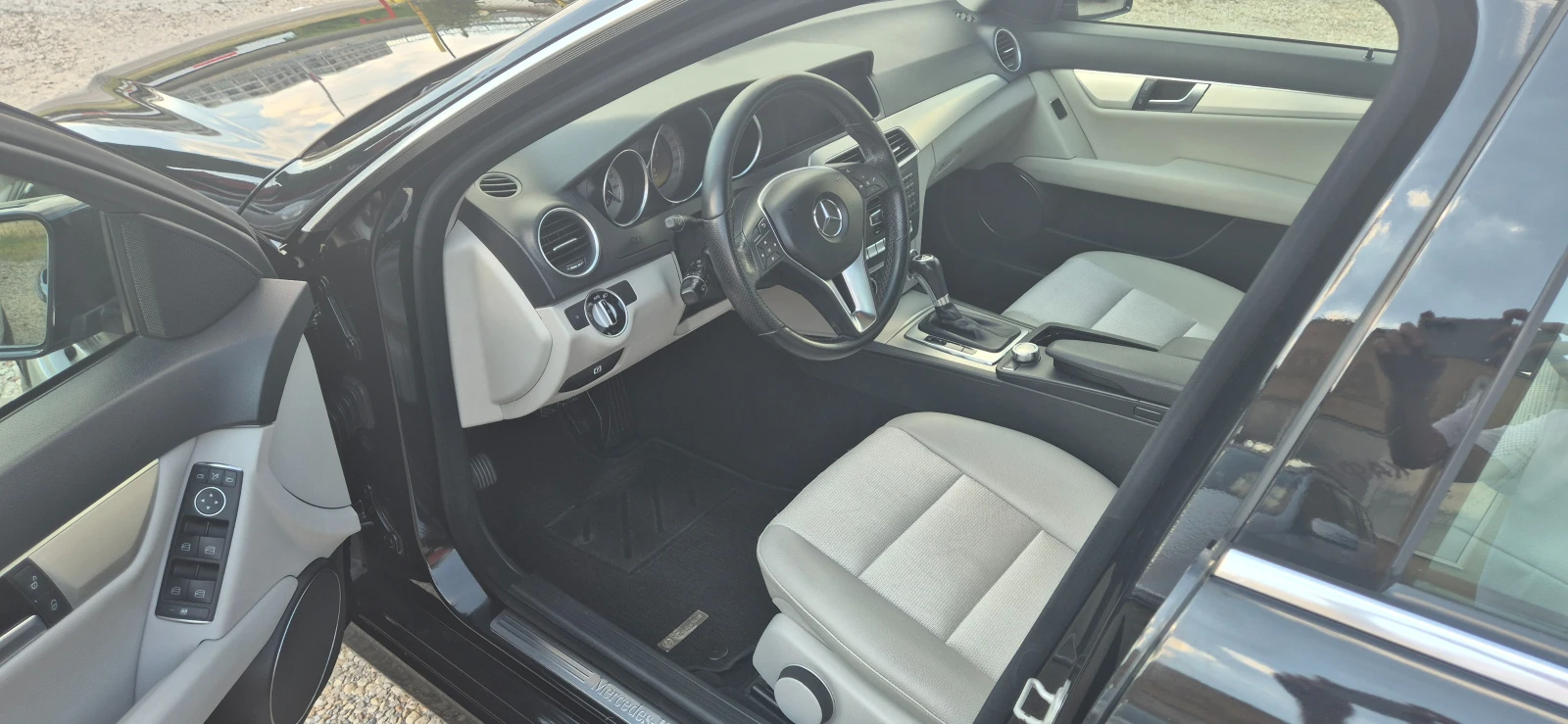 Mercedes-Benz C 200 2.2 CDI AMG ПАКЕТ, снимка 9 - Автомобили и джипове - 54839627