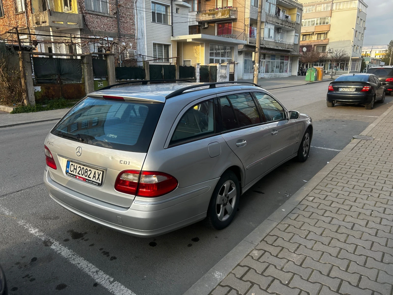 Mercedes-Benz E 270, снимка 2 - Автомобили и джипове - 55063513