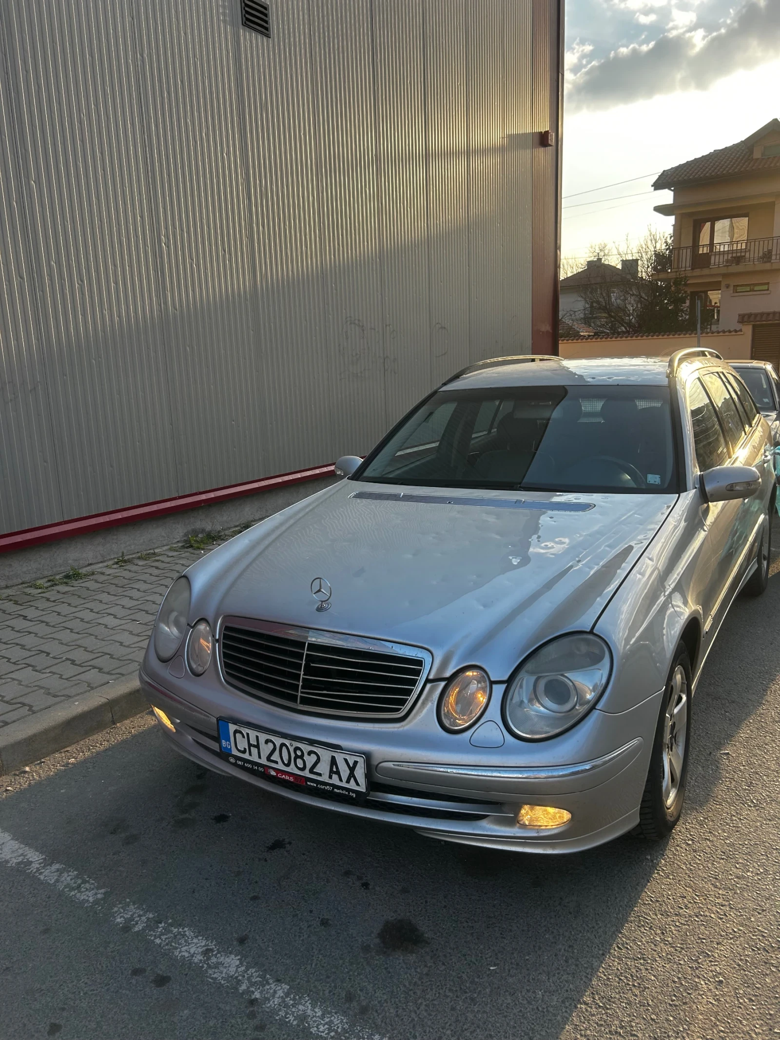 Mercedes-Benz E 270, снимка 4 - Автомобили и джипове - 55063513