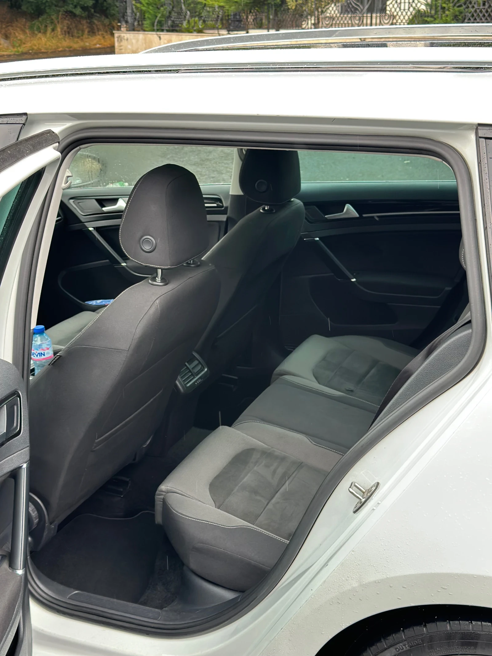 VW Golf 1.6, снимка 8 - Автомобили и джипове - 55147790