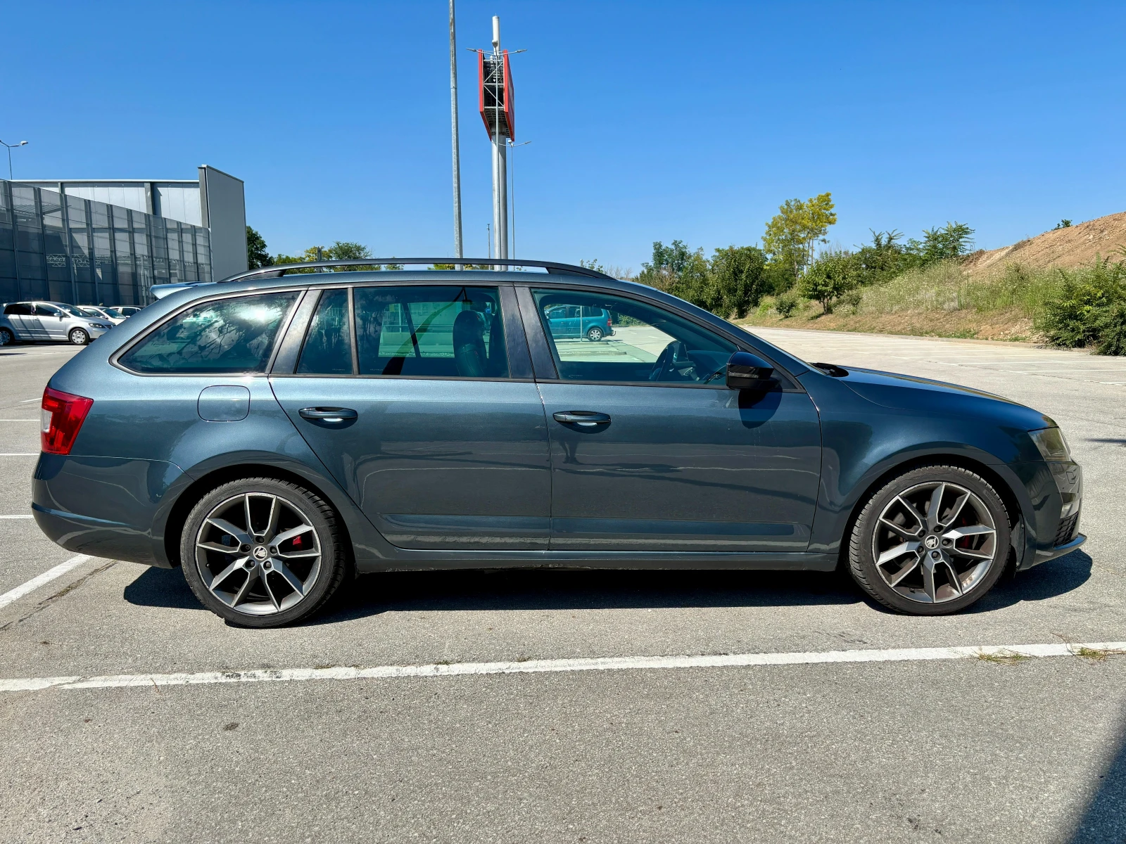 Skoda Octavia 2.0 TDI VRS * 4X4 * PANORAMA * CANTON, снимка 5 - Автомобили и джипове - 55448966