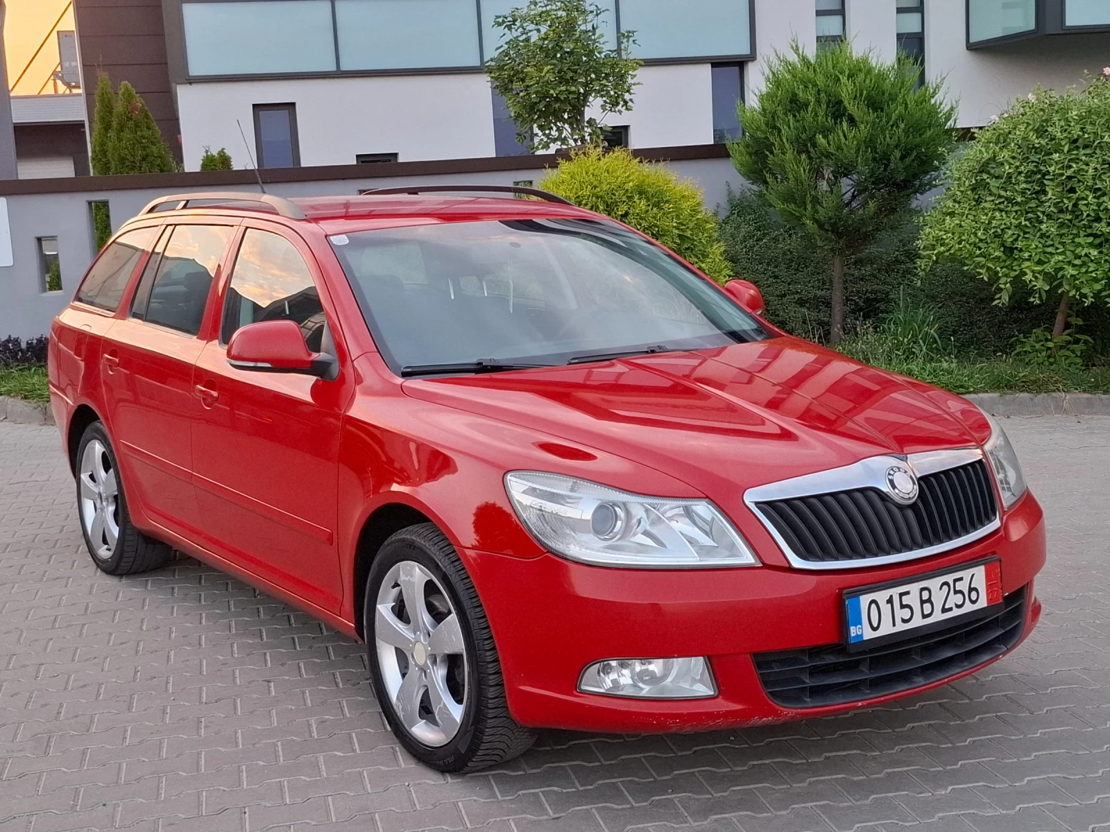 Skoda Octavia 1.6TDI* (105кс)* FACELIFT* НОВ ВНОС* , снимка 6 - Автомобили и джипове - 55565838