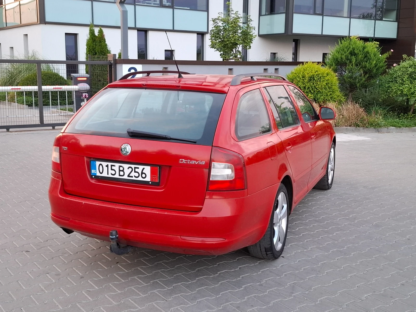 Skoda Octavia 1.6TDI* (105кс)* FACELIFT* НОВ ВНОС* , снимка 10 - Автомобили и джипове - 55565838